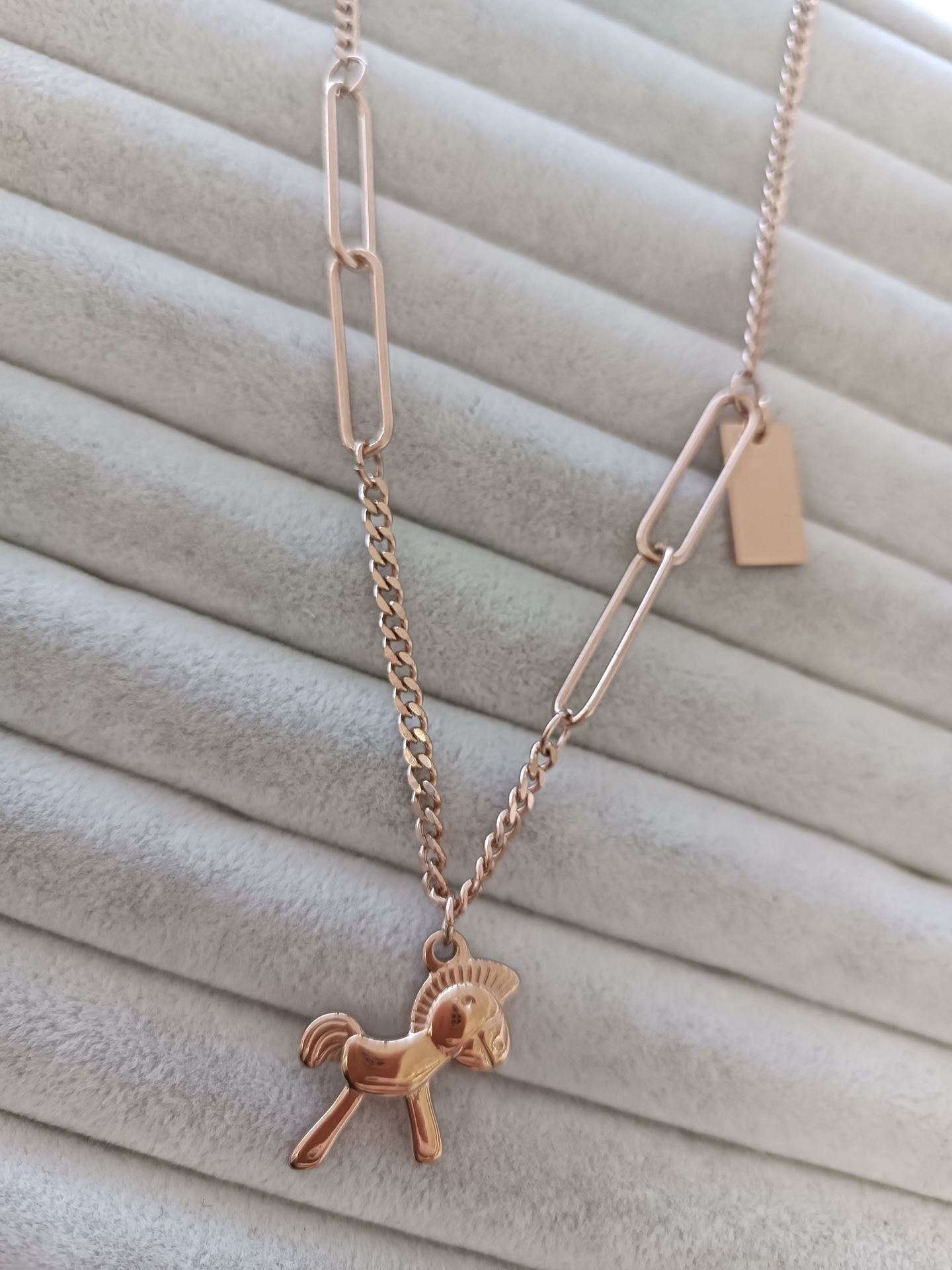 ÇELİK KOLYE ROSE RENK