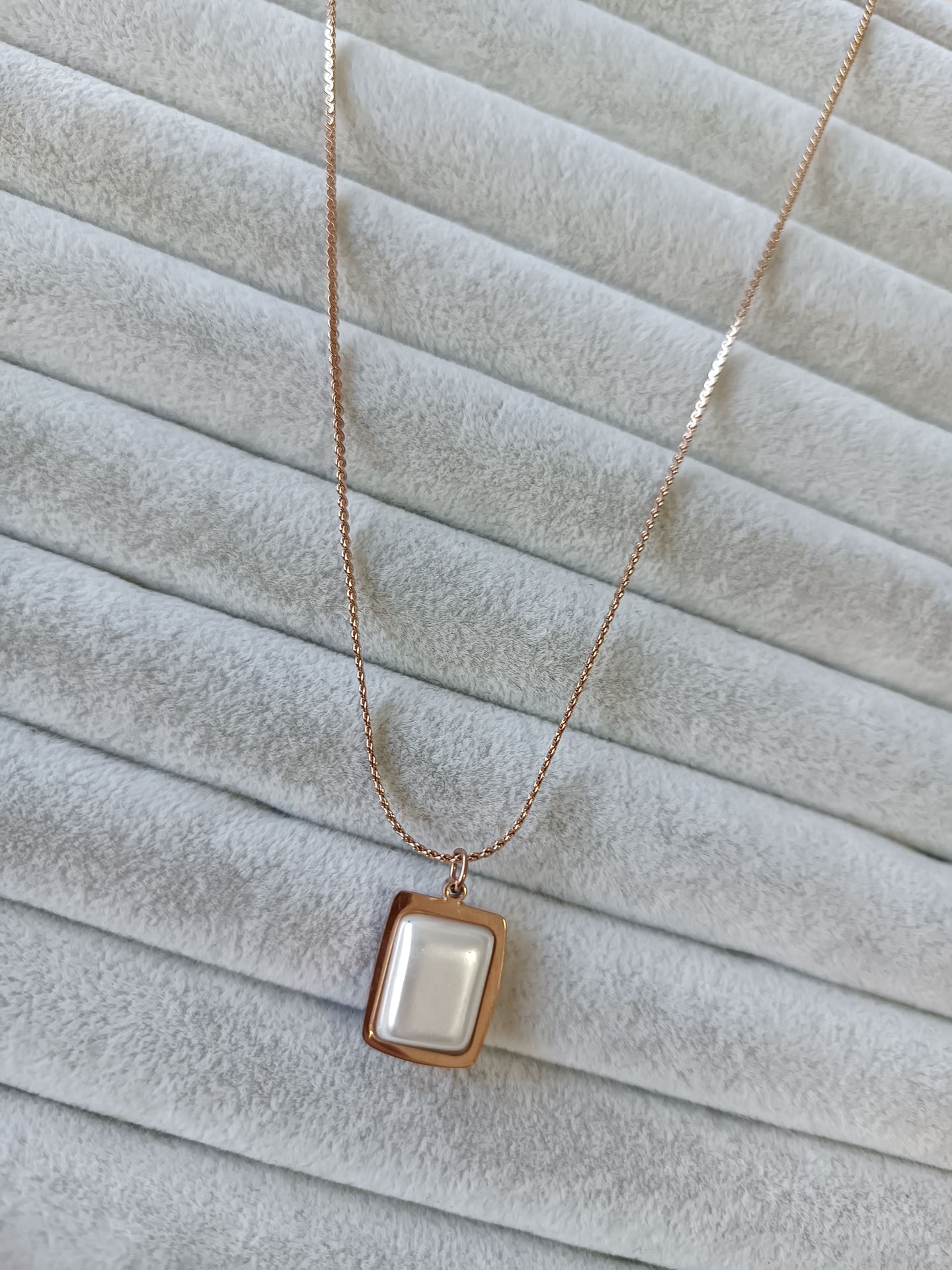 ÇELİK KOLYE ROSE RENK