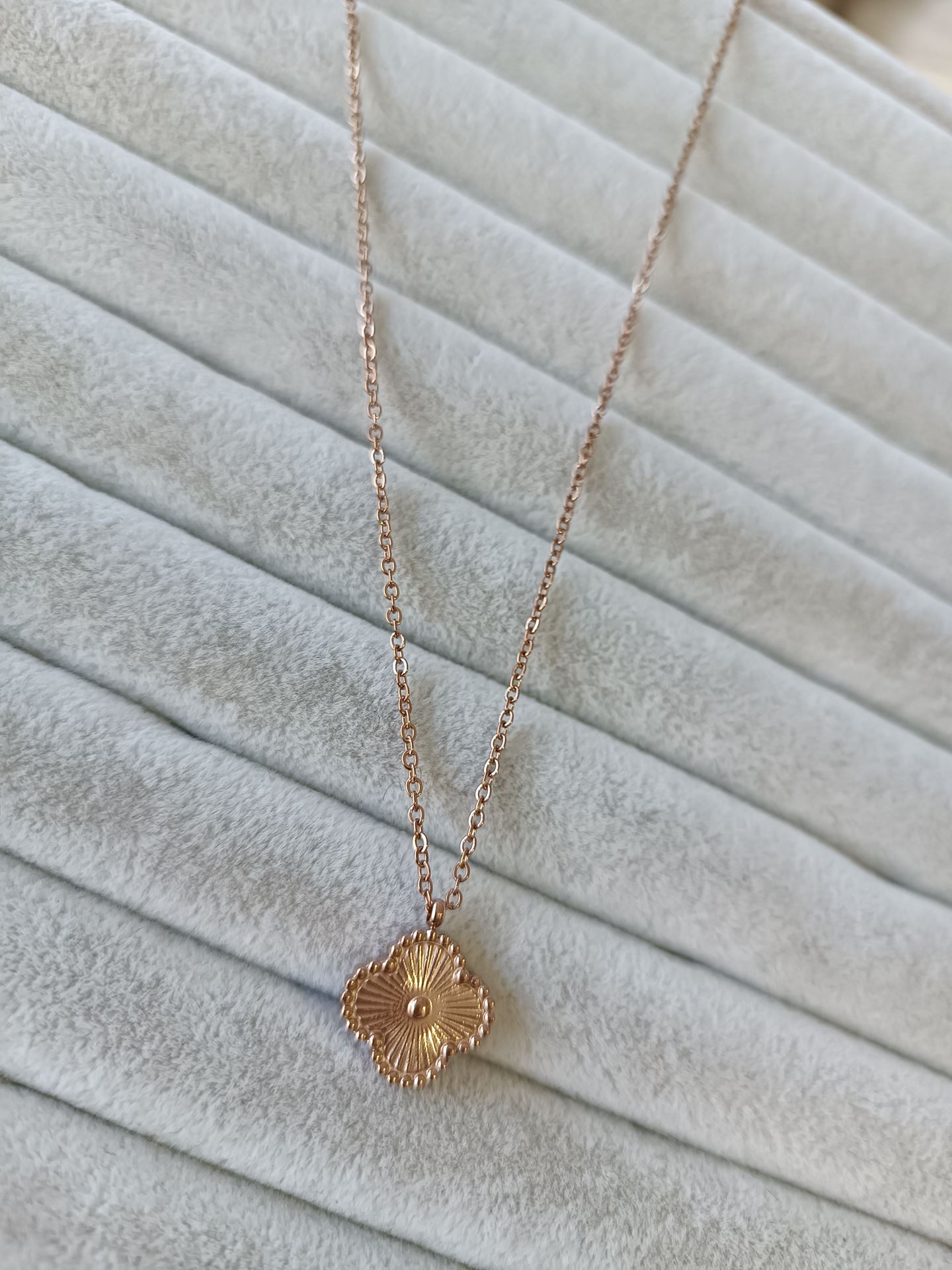 ÇELİK KOLYE ROSE RENK