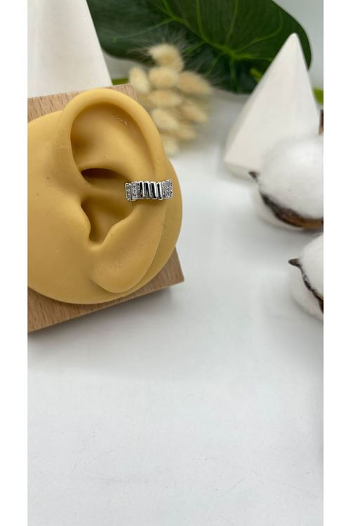 Vip Kıkırdak Küpe