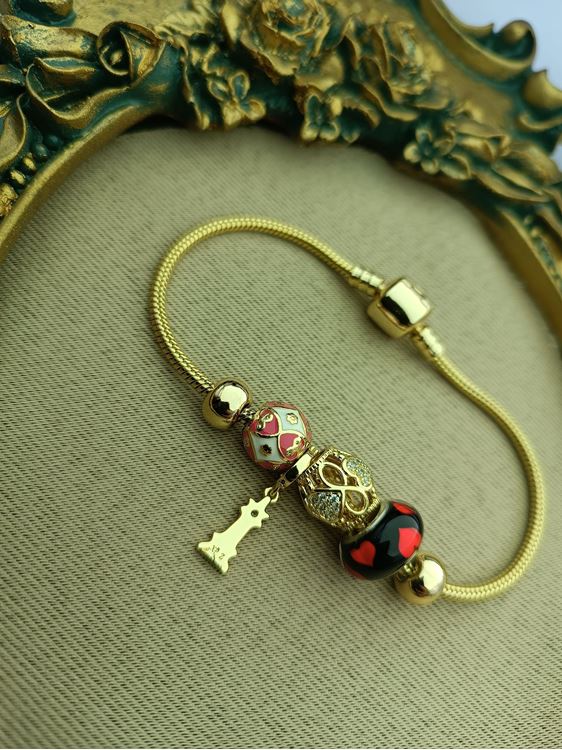 Xuping Pandora Model Kelepçe Bileklik