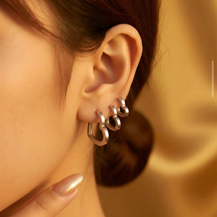 ÇELİK KÜPE 3 LÜ SET